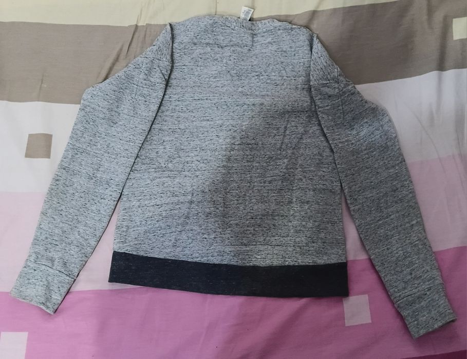 Світер фірма адідас розмір М