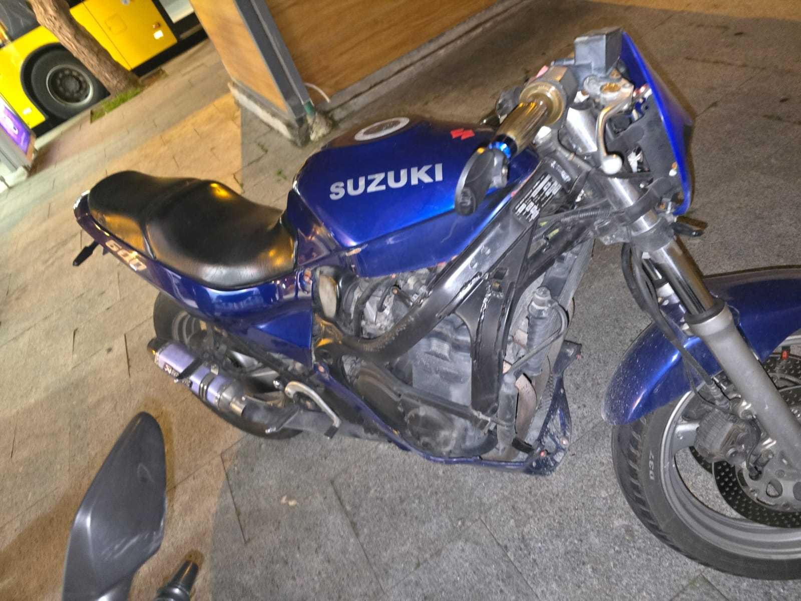 Suzuki 600 mota boa
