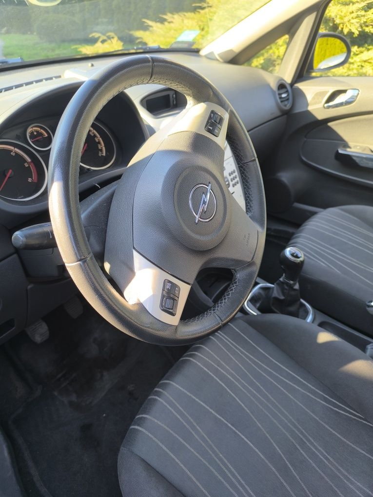 Opel Corsa D 2008 1.3 ecotec
