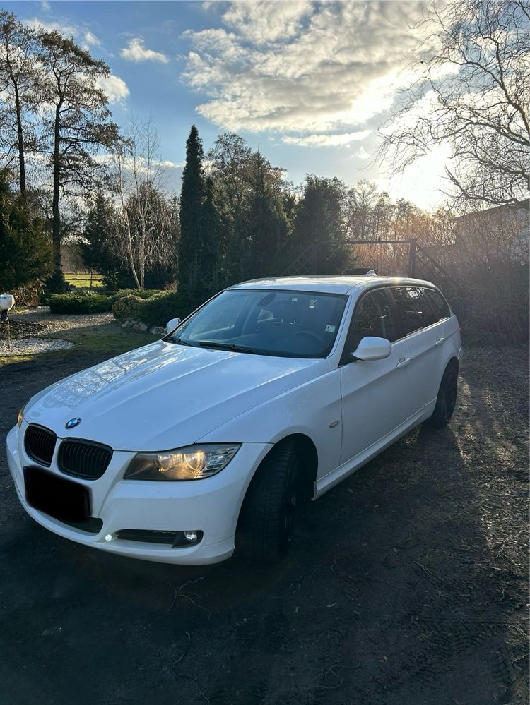 BMW Seria 3 E90 Touring 320d