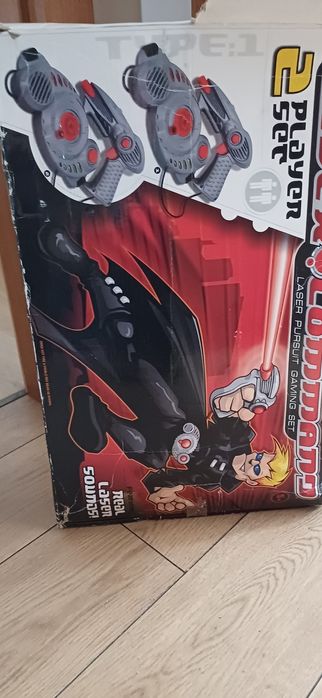 Pistolety laserowe dla chłopca
