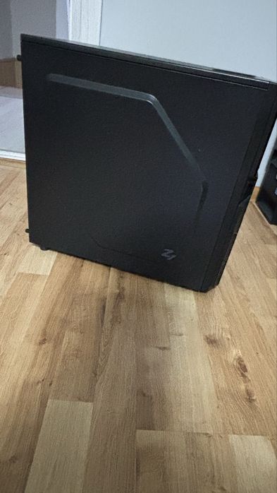 Komputer i3 8100/ 16gb ddr4 /ssd 240gb/ b360m ds3h/zalman z1