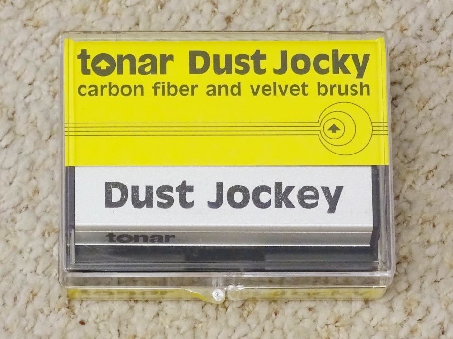 Tonar Dust Jockey щітка комбінована антистатична для платівок вінілу