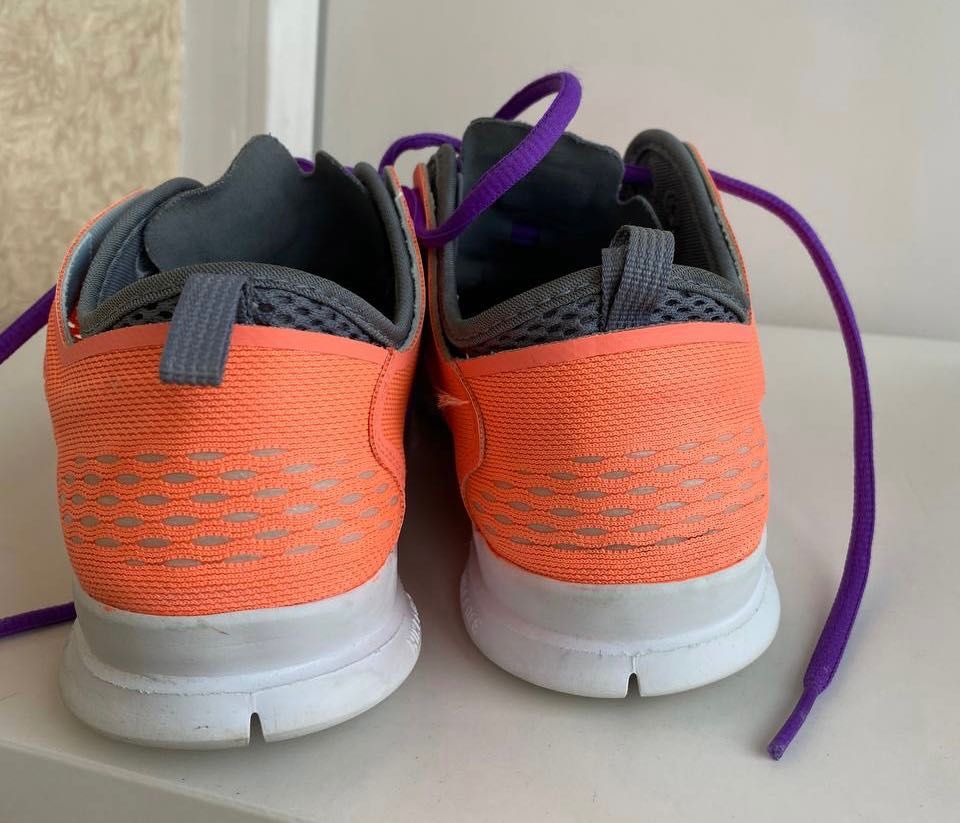 Nike free run 5.0 розмір 38 устілка 24 см бігові кросівки