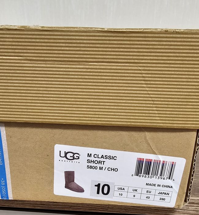 Продам сапожки UGG 43р