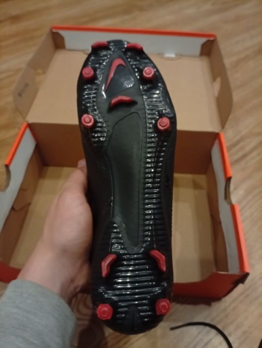 Бутси Nike Phantom GT2 Academy DF