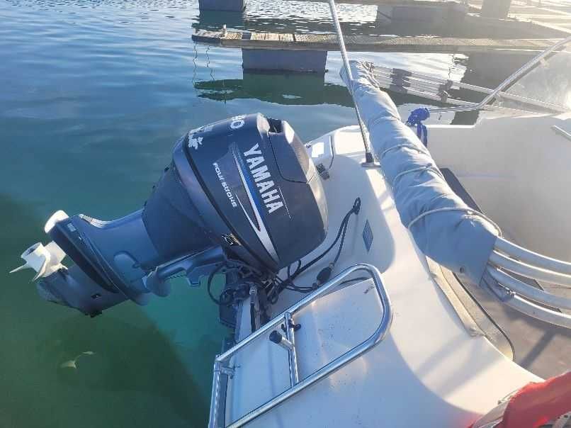 Barco Yamarine 4730 BR