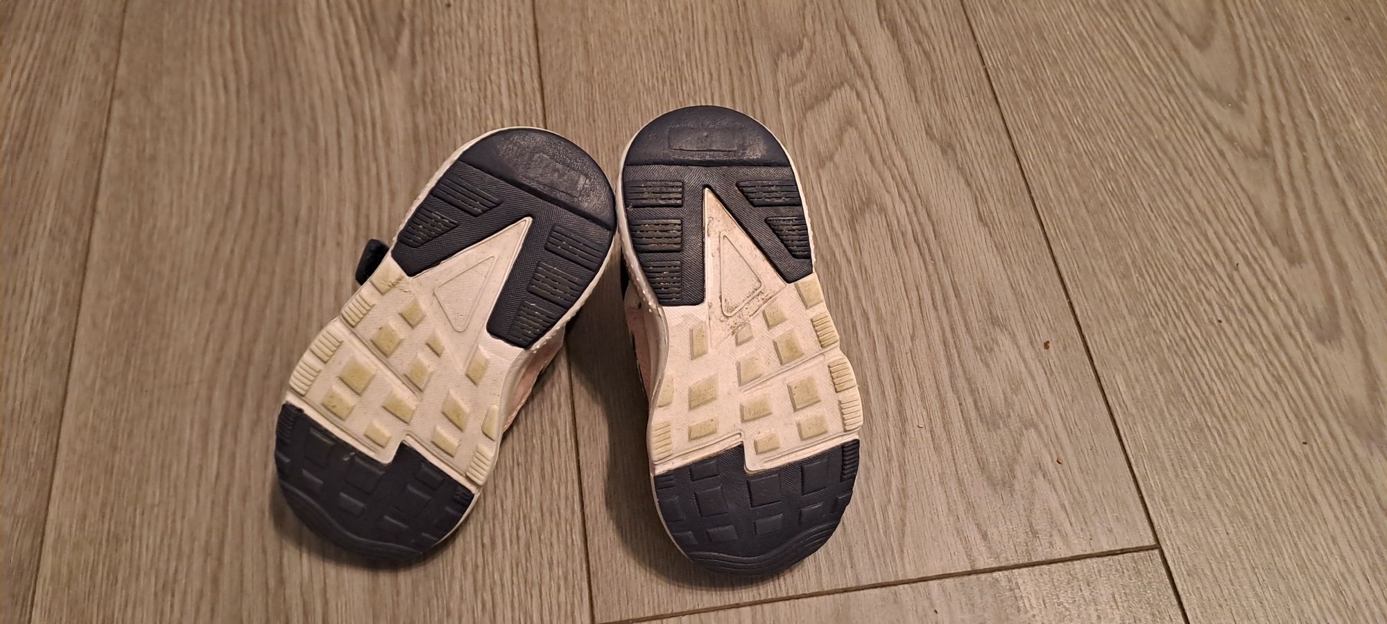 Adidasy Befado dla dziecka roz. 22
