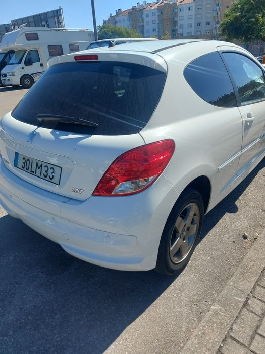 137mil klms, Ano 2011,  1.4 carro de garagem como novo