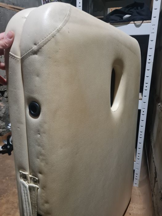 Складний двосекційний масажний стіл JOY від ART OF CHOICE Бежевий