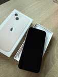 iPhone 13 128 GB – bateria do wymiany, ekran sie unosi.
