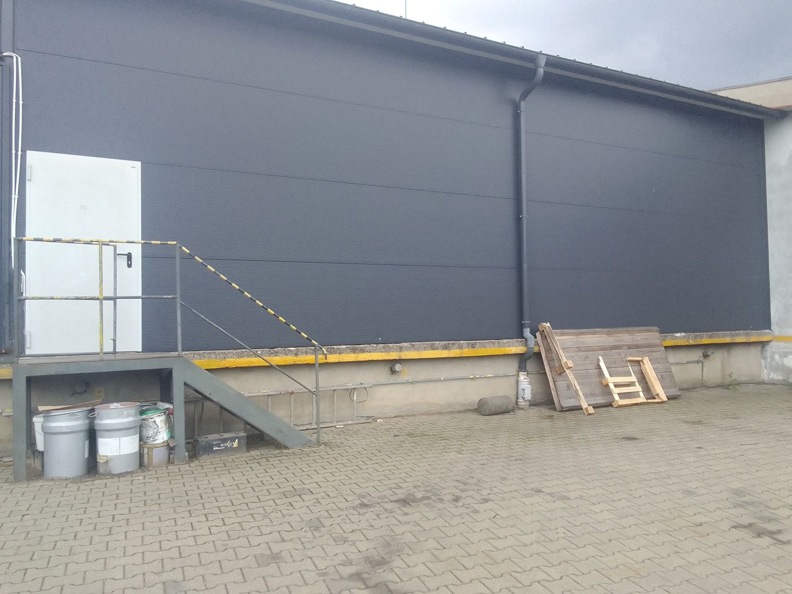 Do wynajęcia hala magazynowa 186 M2 Dorotowo