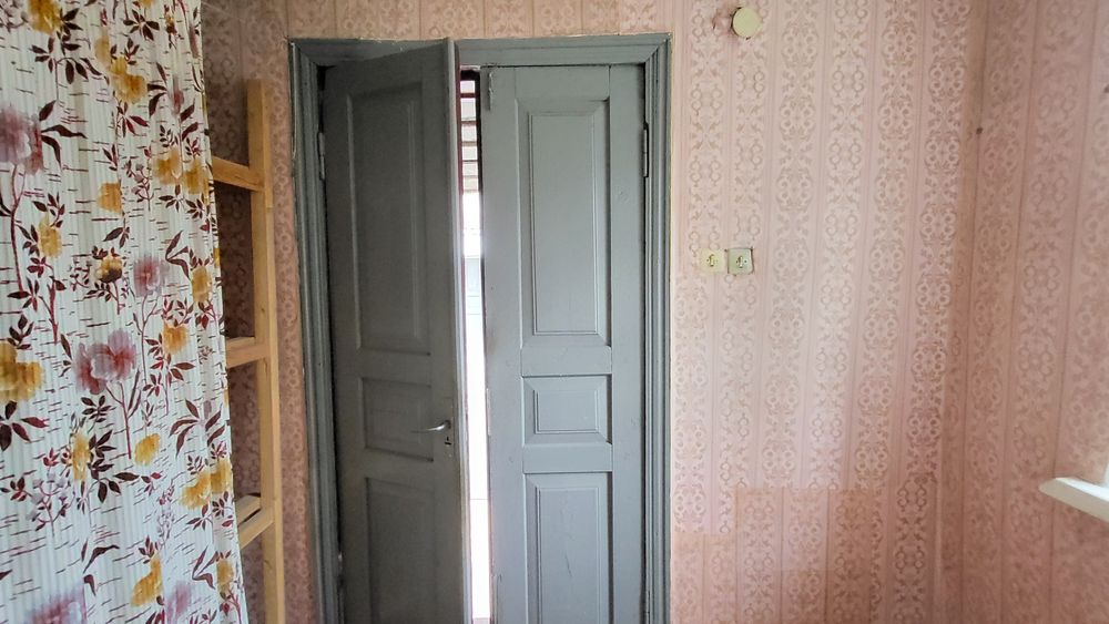 Здаю половину будинку