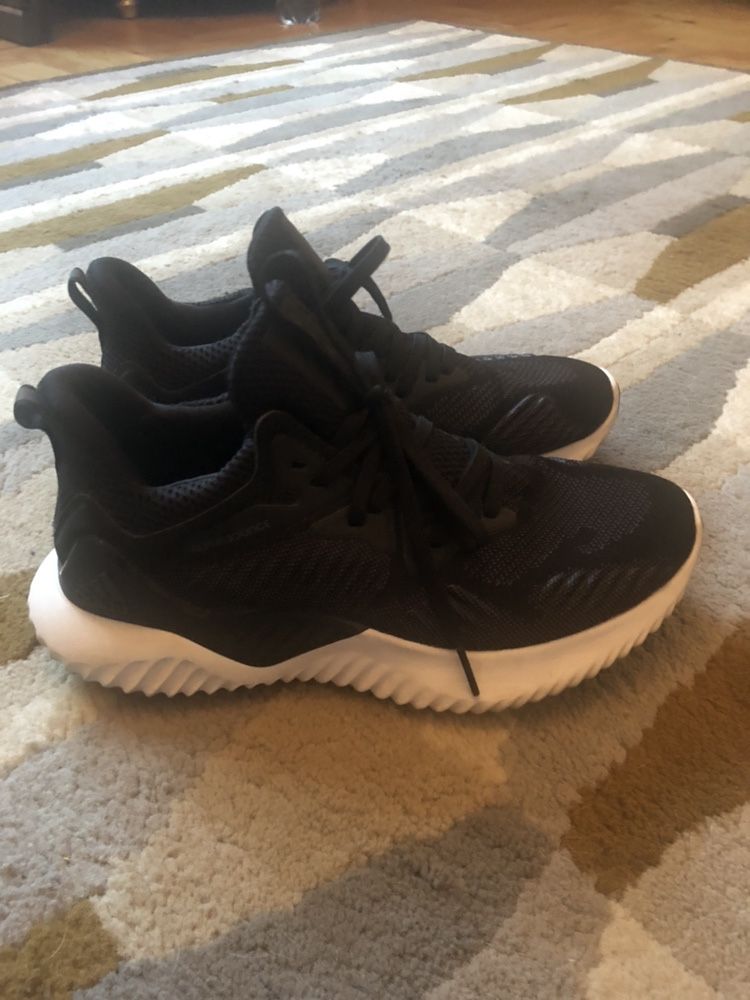 Adidasy alphabounce