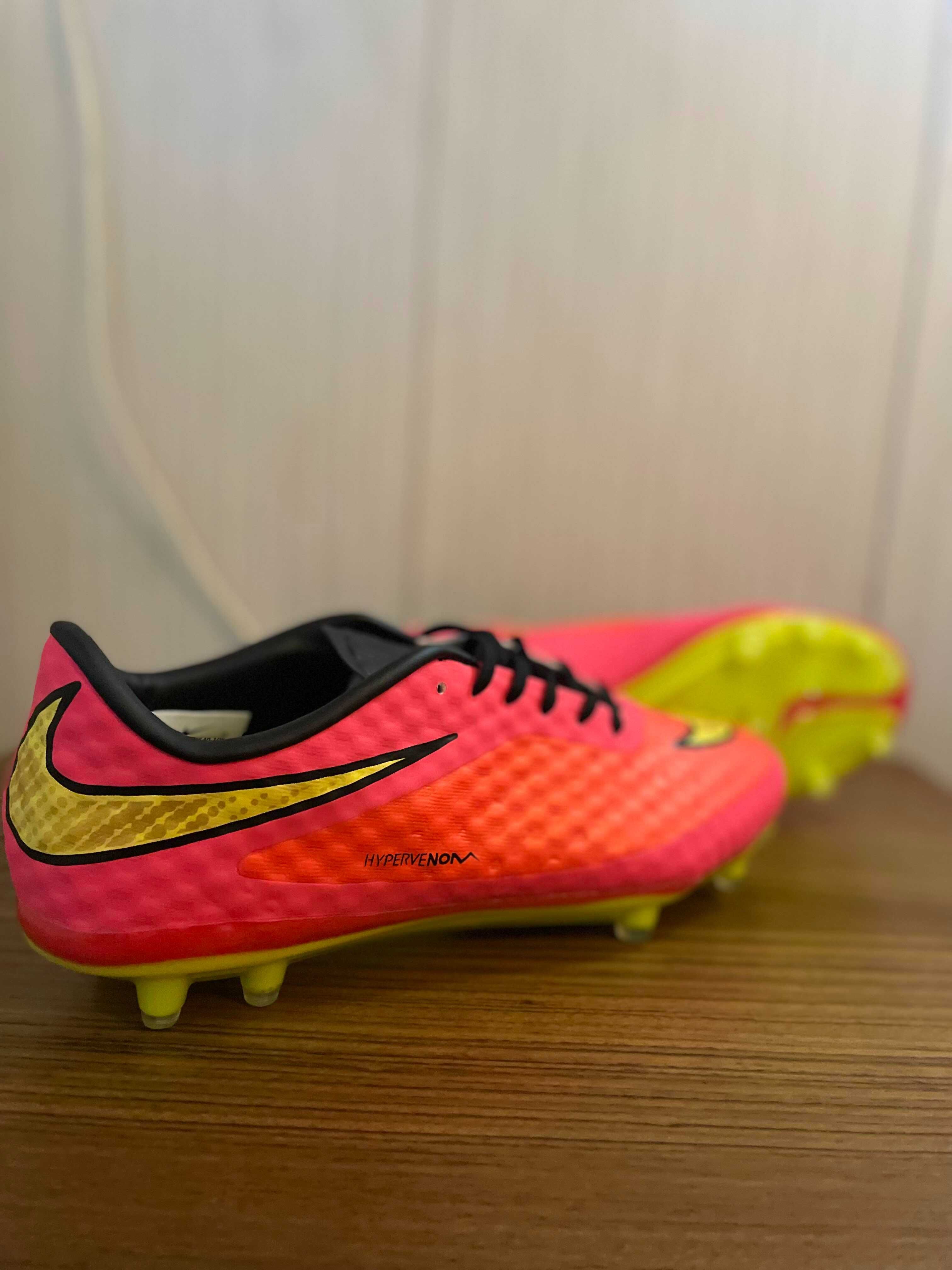 Nike Hypervenom chuteiras