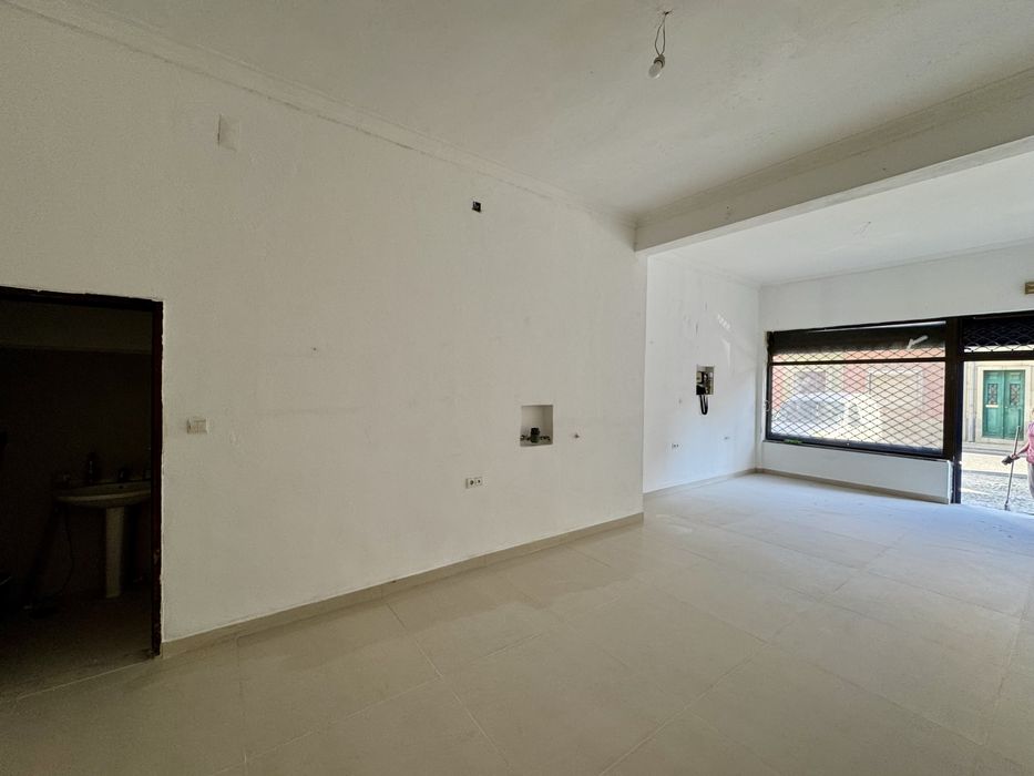 Armazém / Loja 60m