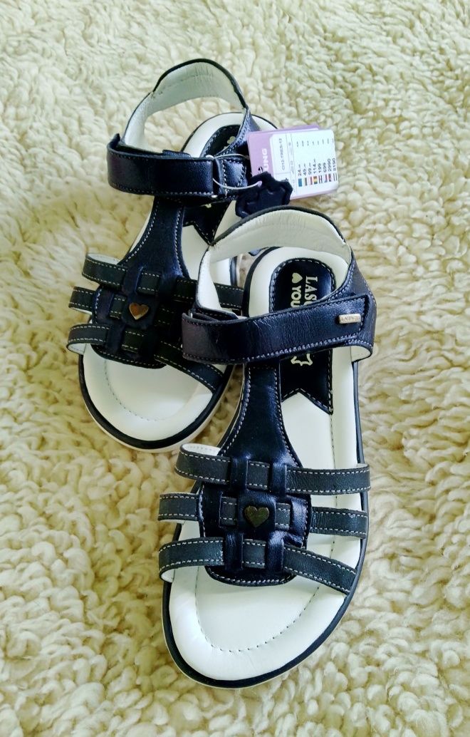 Sandały dziewczęce Lasocki - nowe! r.34