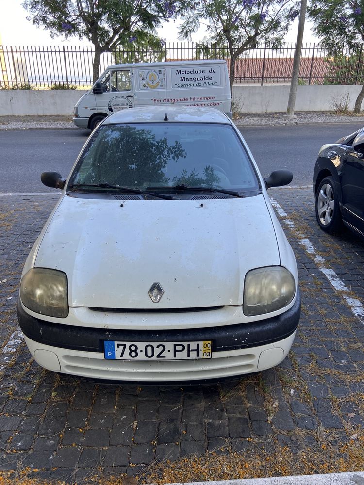 Vendo Renault clio a gasolina