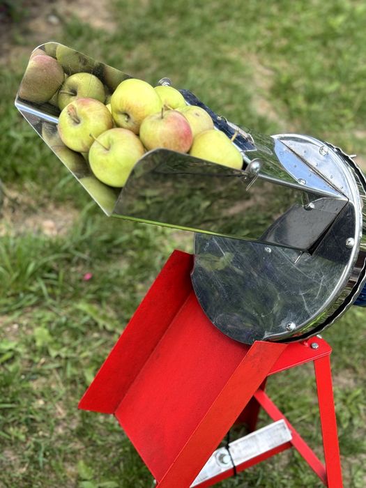 3в1 Подрібнювач овочів фруктів трави корморізка кормоподрібнювач