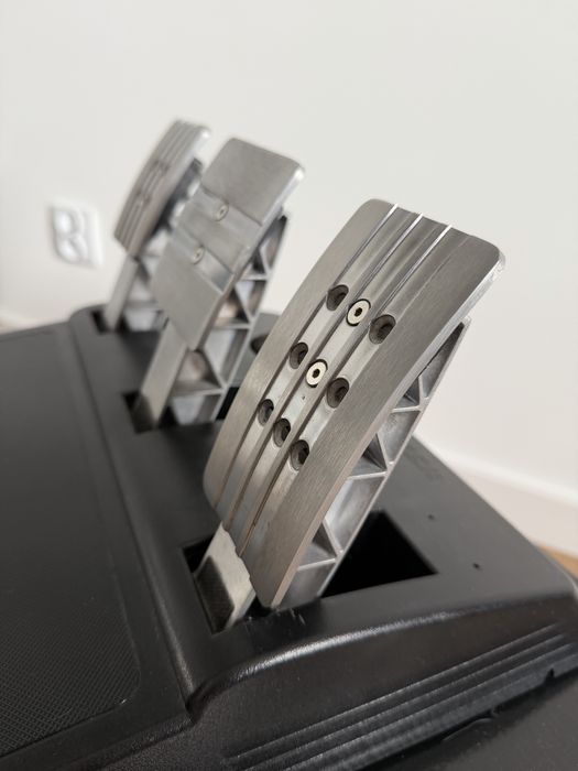 Pedały Thrustmaster T3PA GT II + brake mod. jak nowe.