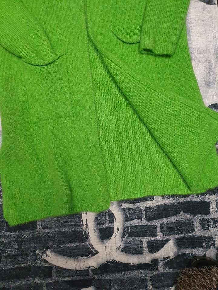 Kardigam w pięknej zieleni z kapturem oversize od 38 do 48