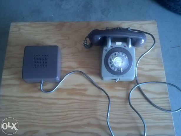 Telefone vintage com campainha