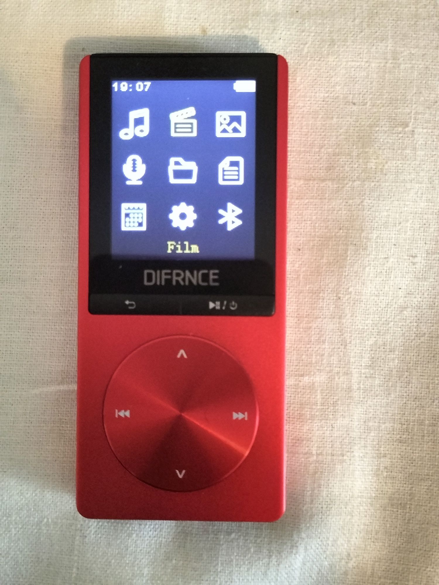 Odtwarzacz MP4 z Bluetooth Difrnce MP-1820 BT kolor czerwony