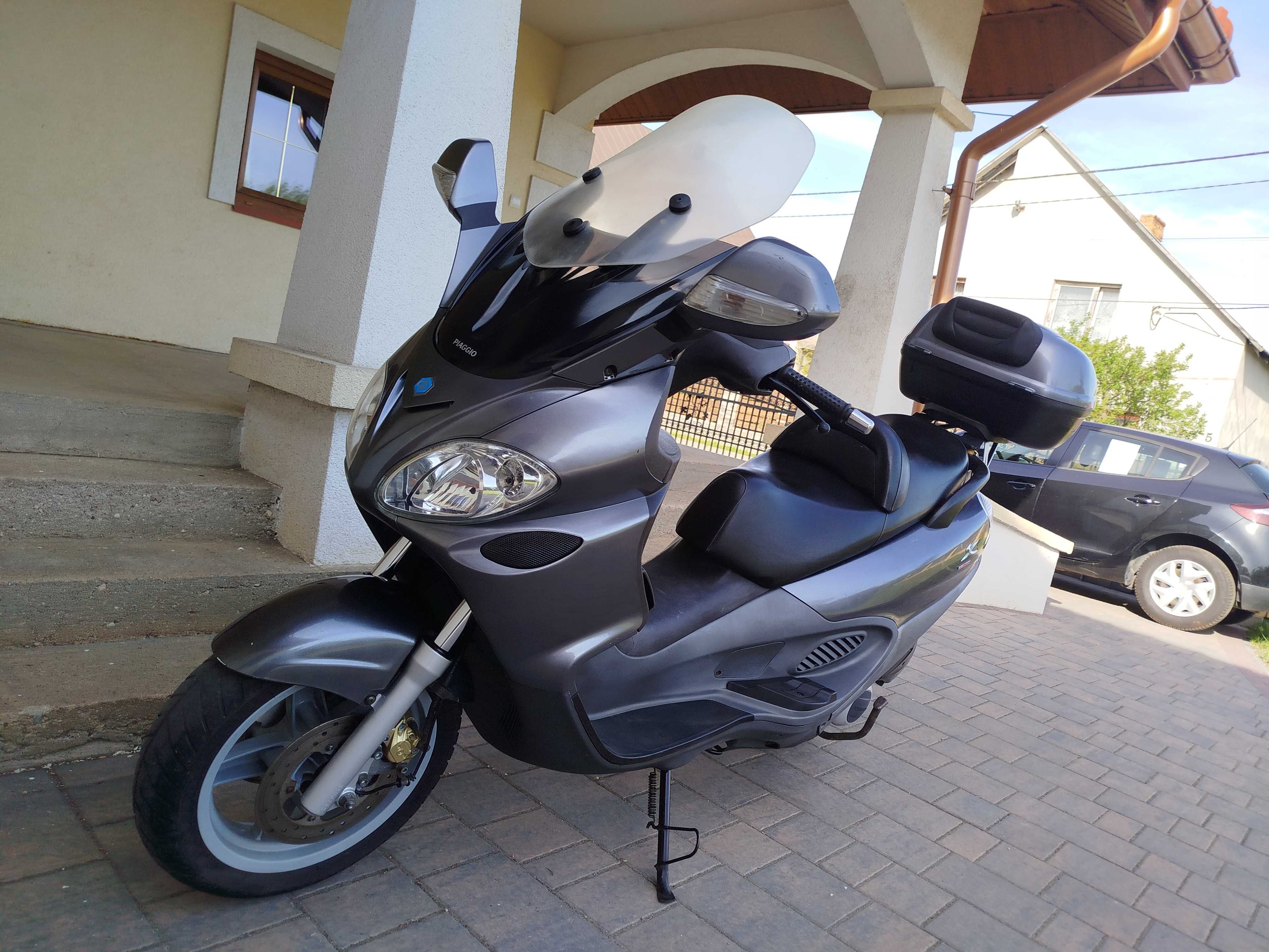 Piaggio X-9 Evolution 125/500, 2004,   niski przebieg