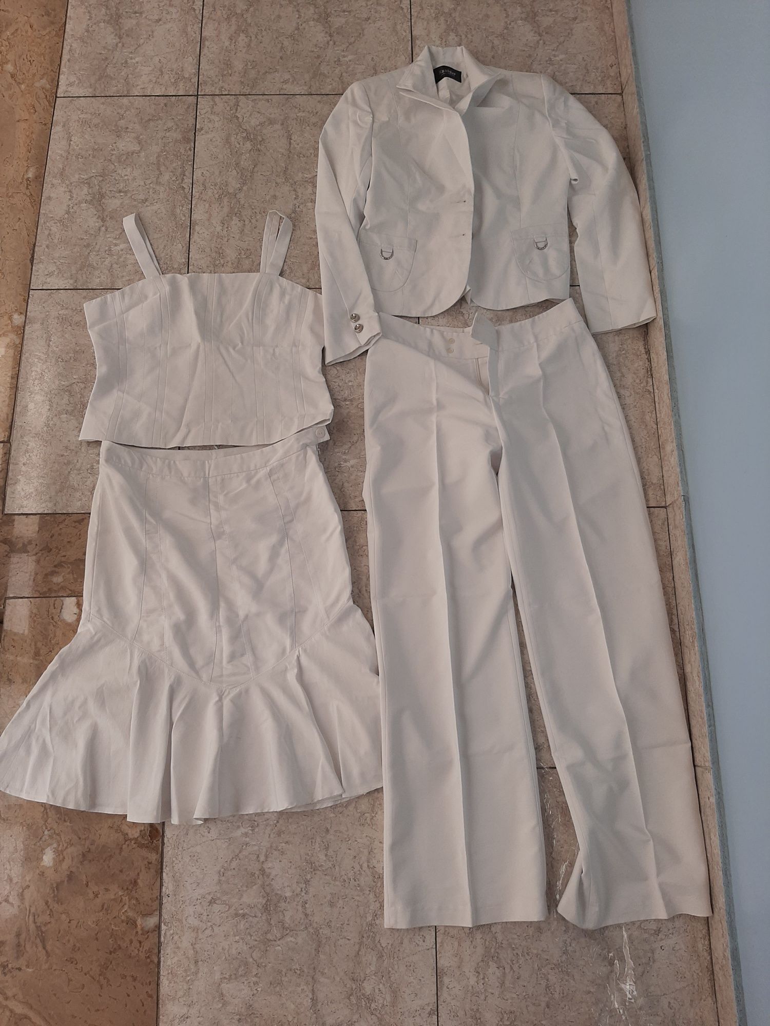 Conjunto branco cerimónia:calças,top,saia,casaco