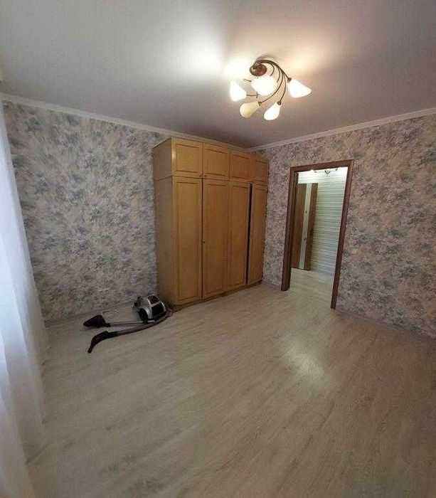 У продажу двокімнатна квартира