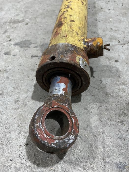 новий гідроциліндр СССР