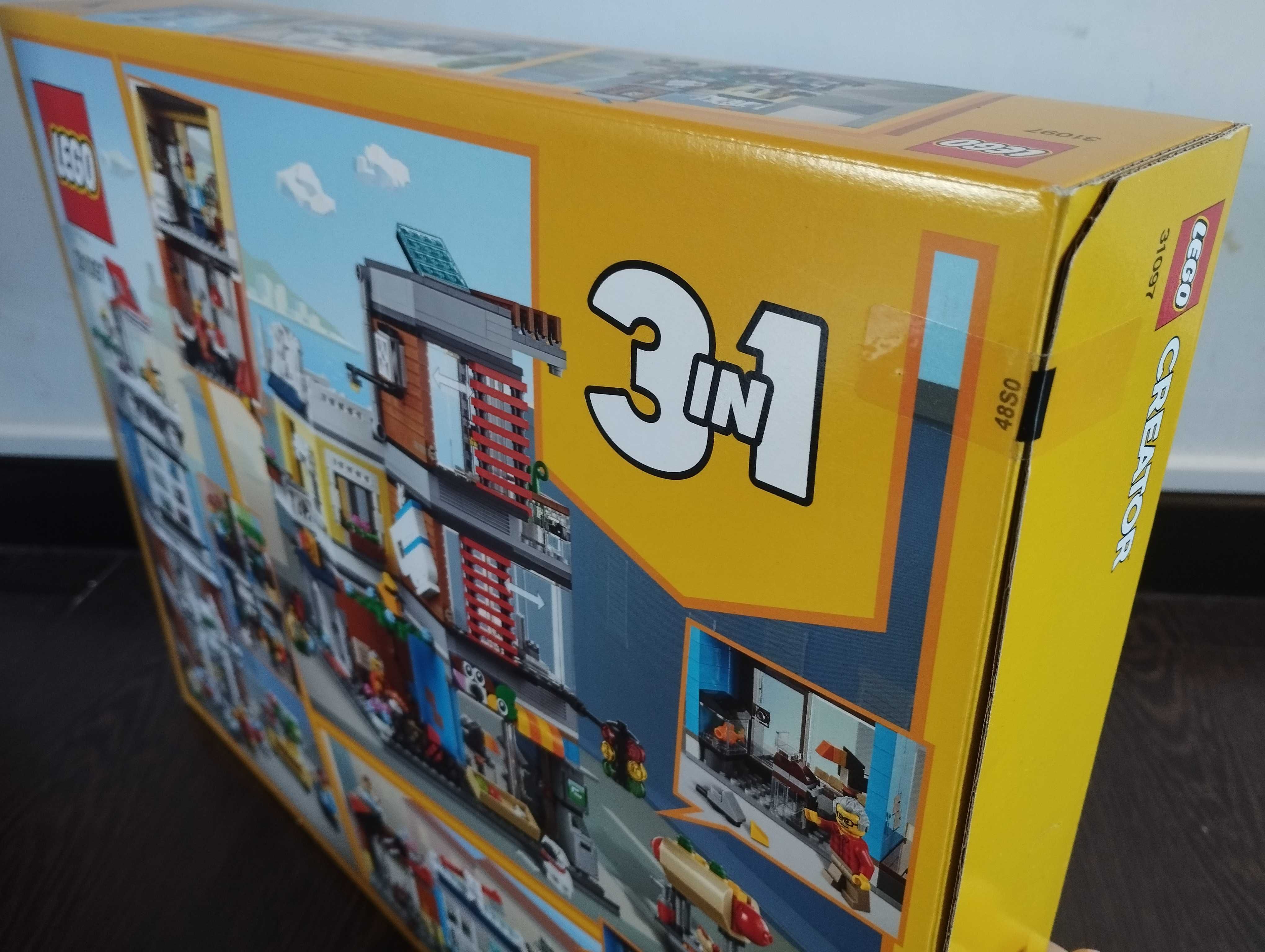 Lego Creator 31097 - Casa da Cidade com Loja de Animais e Café