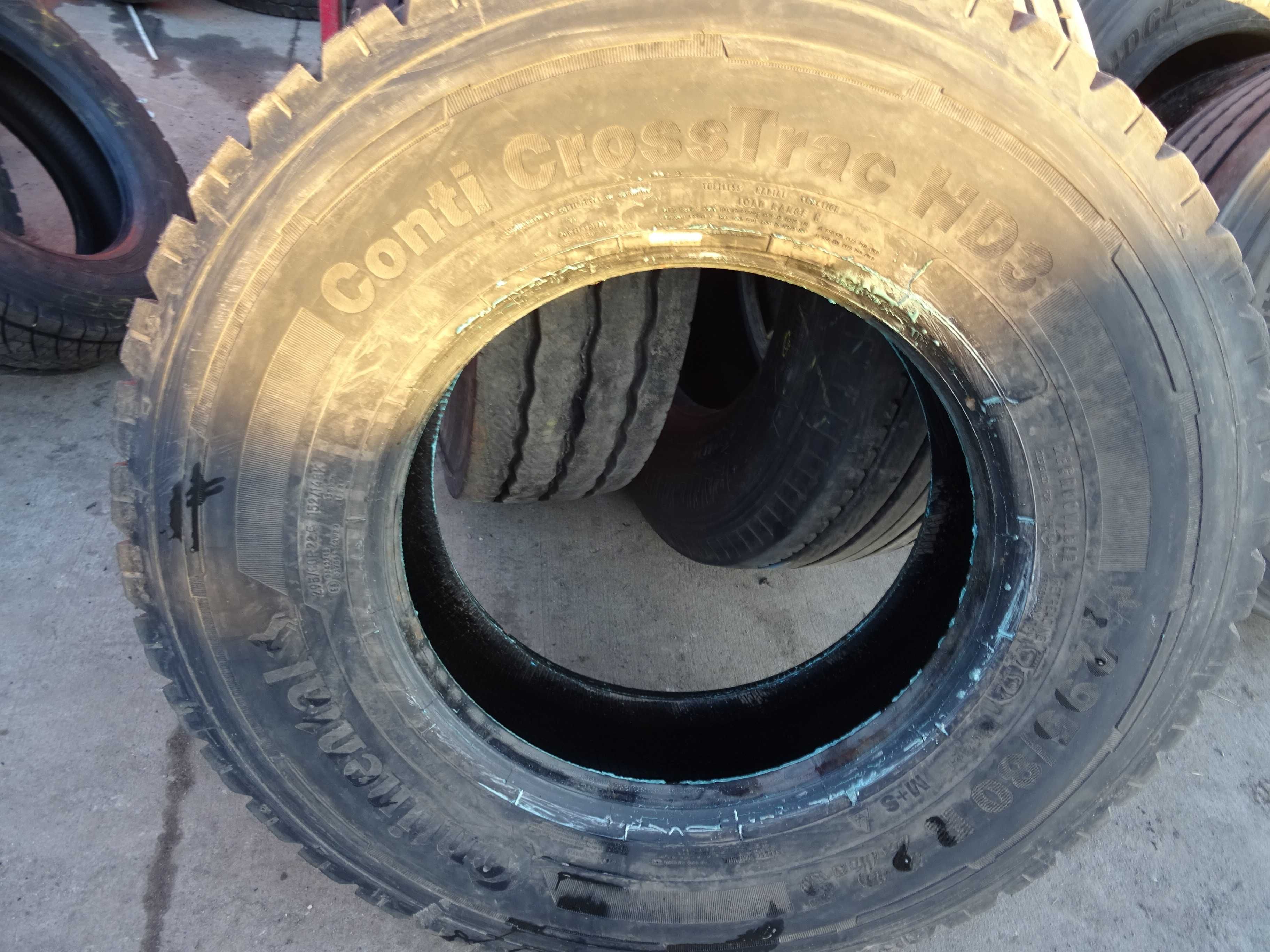 Opona 295/80R22.5 CONTINENTAL CONTI Croos Trac HDC (900 netto)
