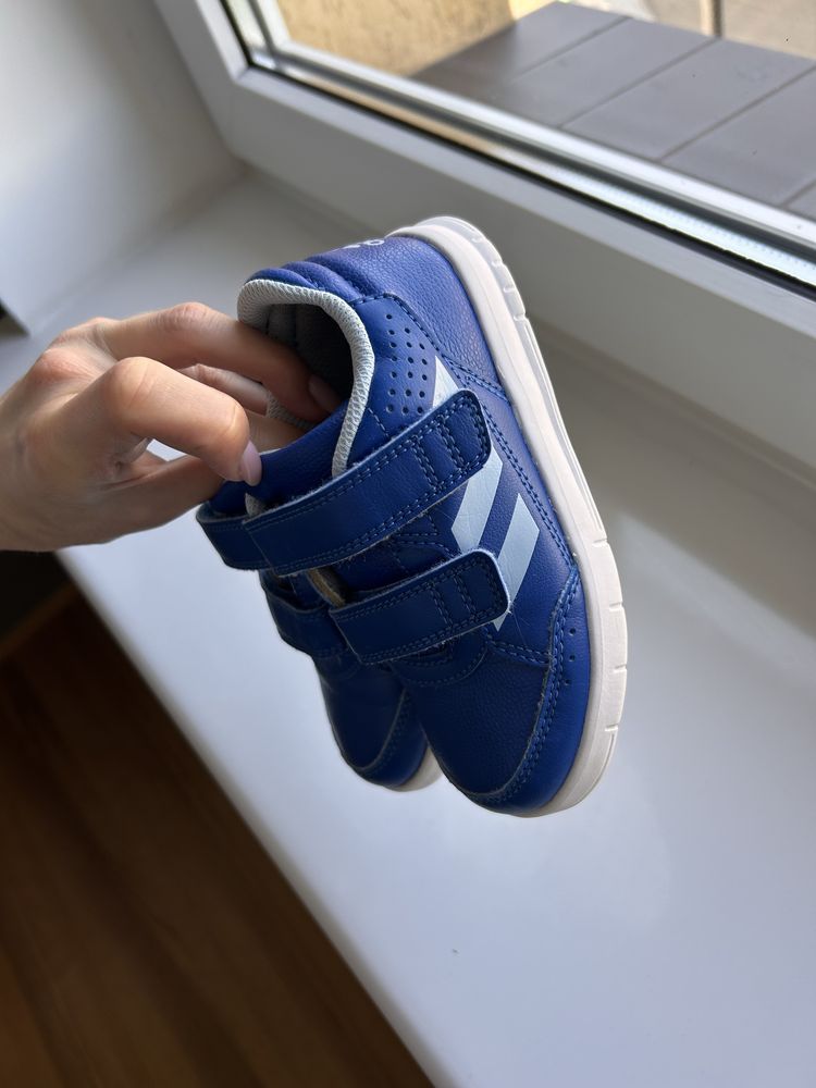 Butu adidas 27 niebieskie dziecięce performance dla chłopca sneakers