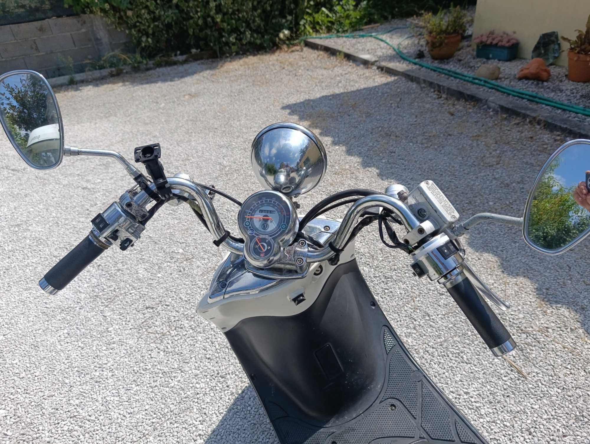 Sym allo 125cc  "estilo Vespa"