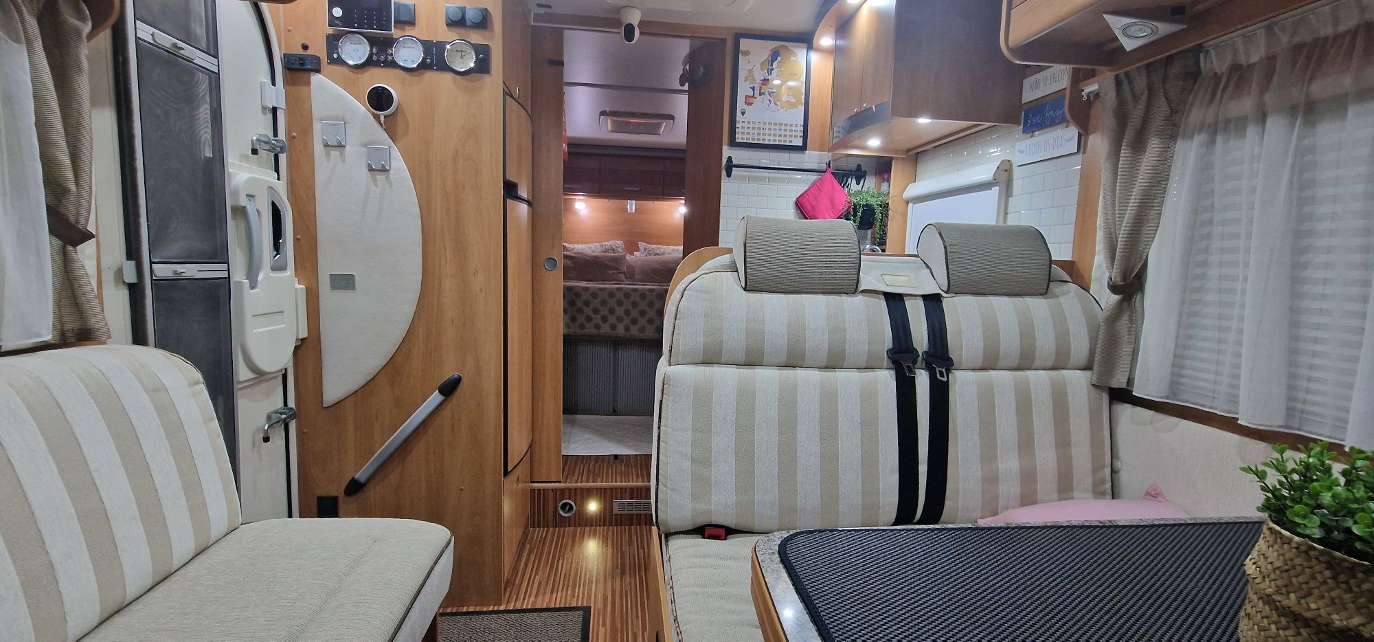 Autocaravana Dethleffs (Impecável)