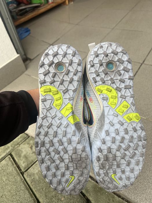 Сороконожки (шиповки) Nike Air Zoom Mercurial Vapor 14 pro tf