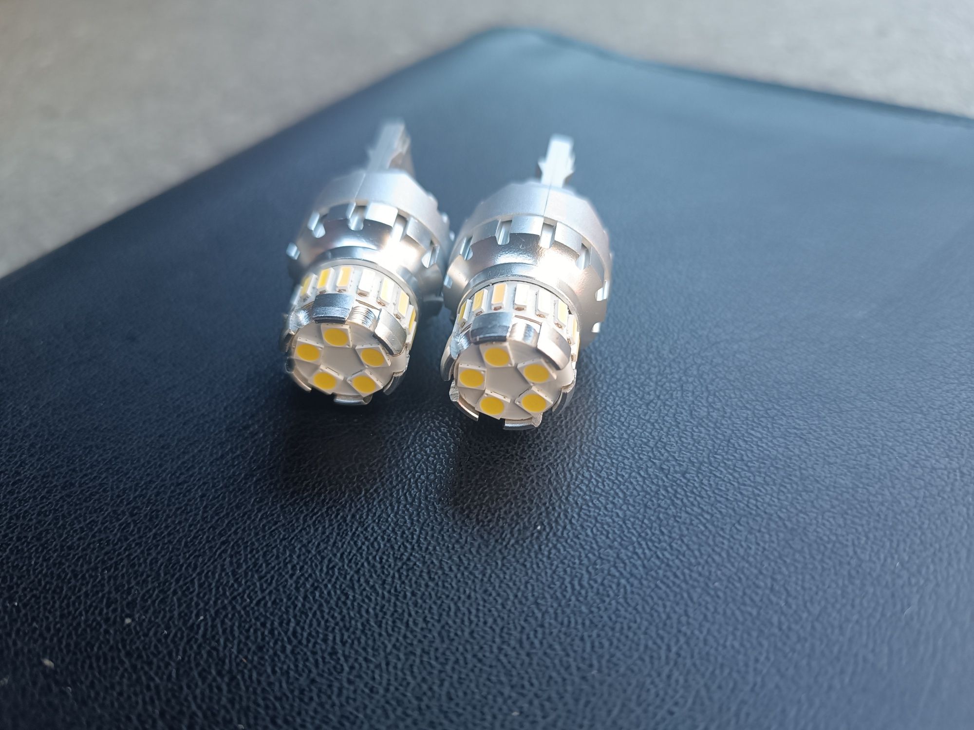 Лампи W21 led Auxito