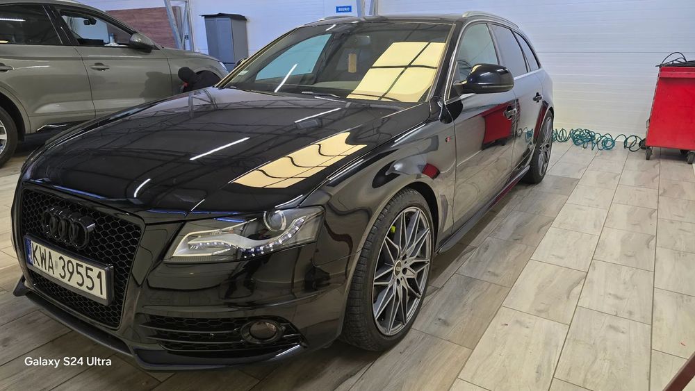 Audi A4 Avant Audi A4 B8 Avant S-Line 2.0 TDI Quattro