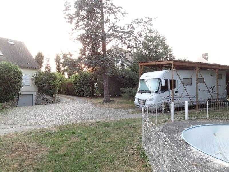 Auto caravana FRANKIA, 28 000km, 6 lugares, ar condicionado, 70 000€