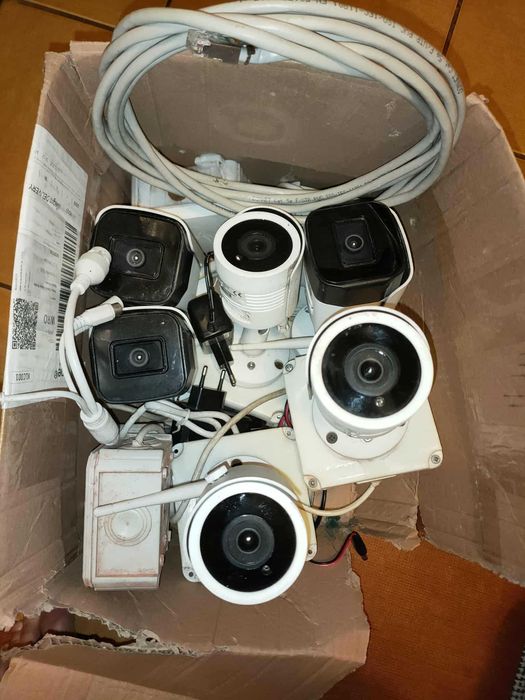 Zestaw monitoringu przemysłowego i domowego Rejestrator i 10kamer WiFi