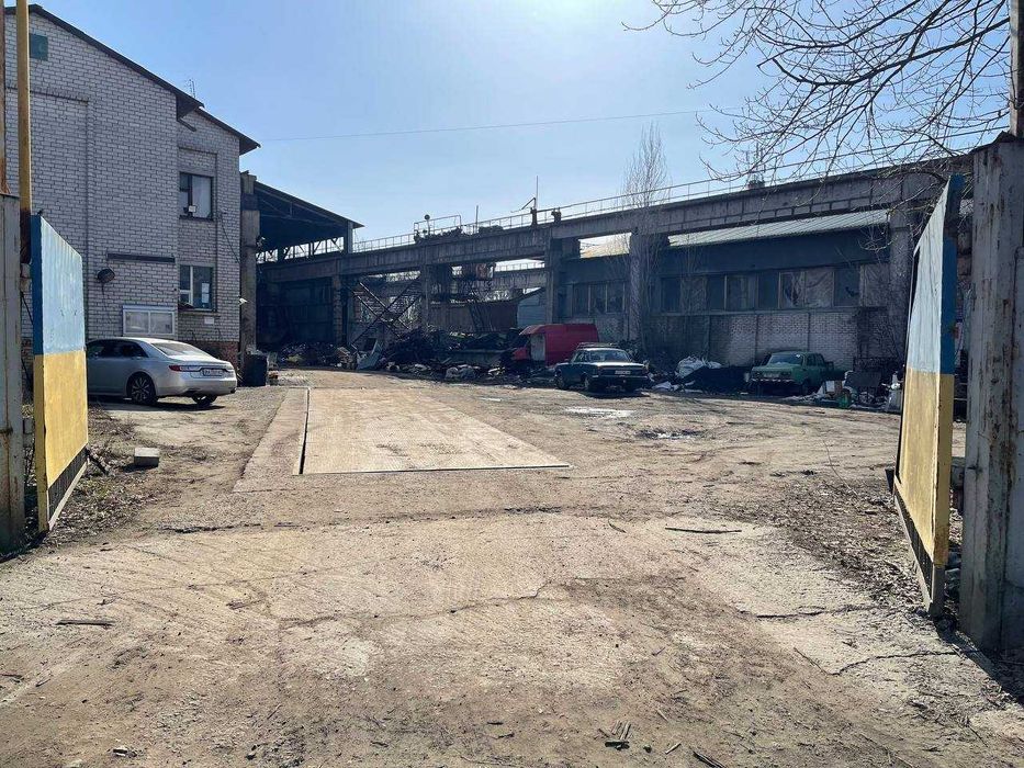 Продаж виробничих приміщень  с. Святопетрівське Бучанський рн