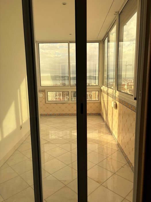 Janelas em alumínio com vidro duplo