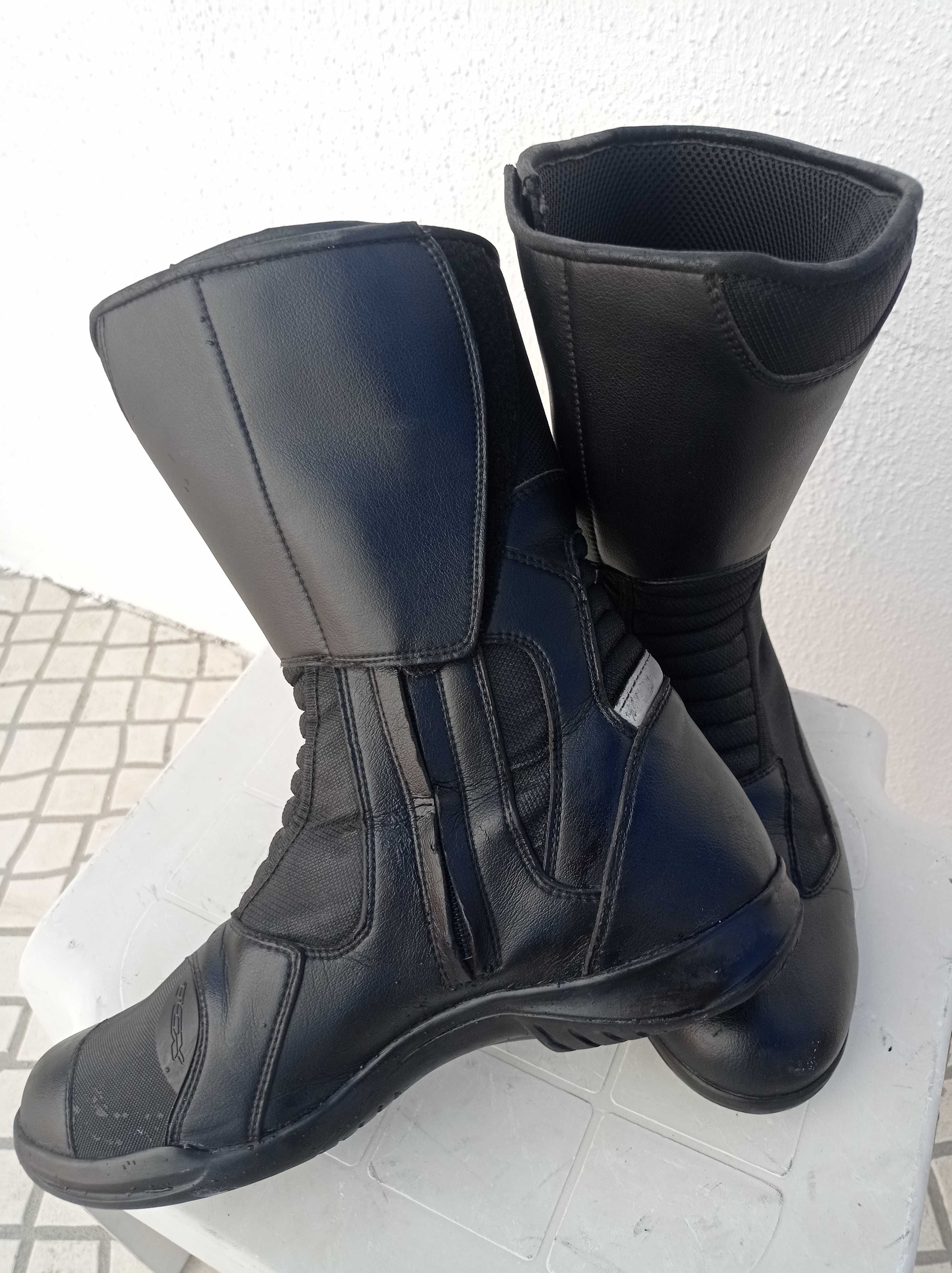 MOTO - 2 pares de botas TCX numero 44