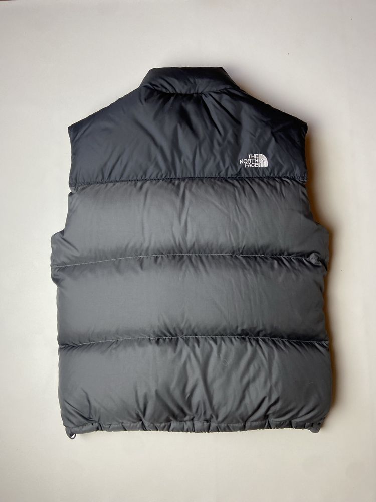 Безрукавка the north face 700