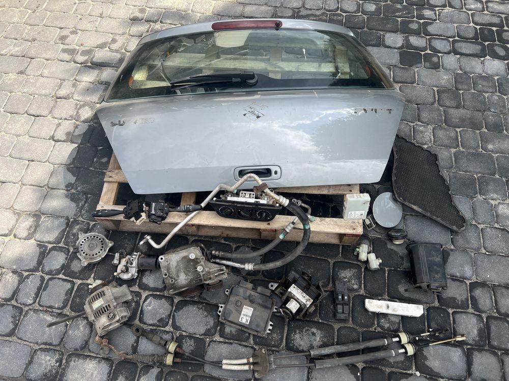 Sprzedam Części suzuki swift 2004