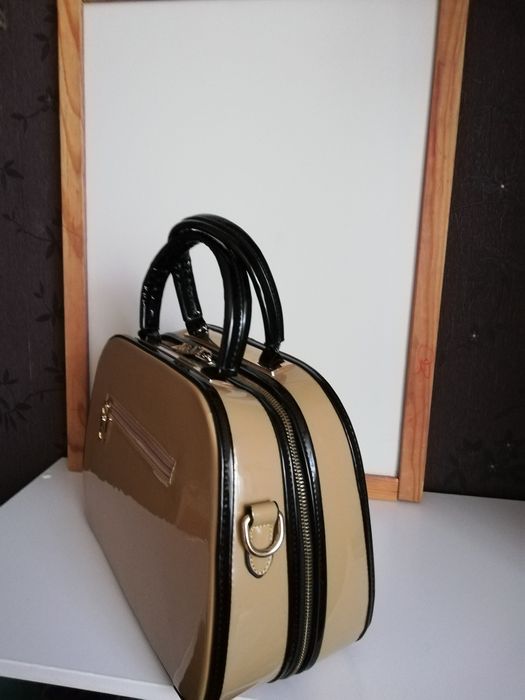 Сумка женская каркасная от D&K