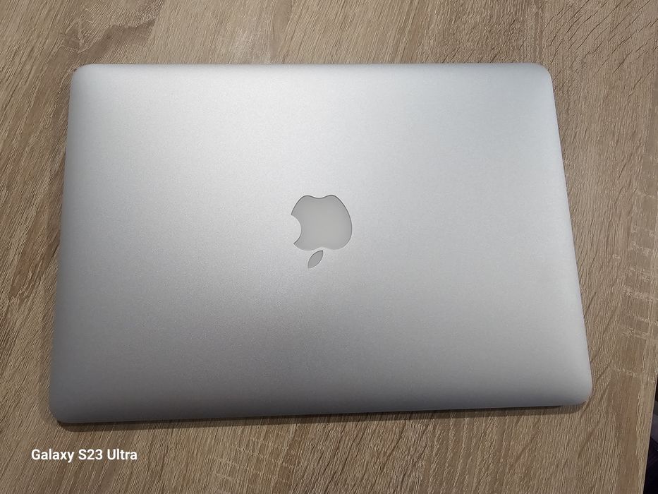 Apple MacBook Air 13
