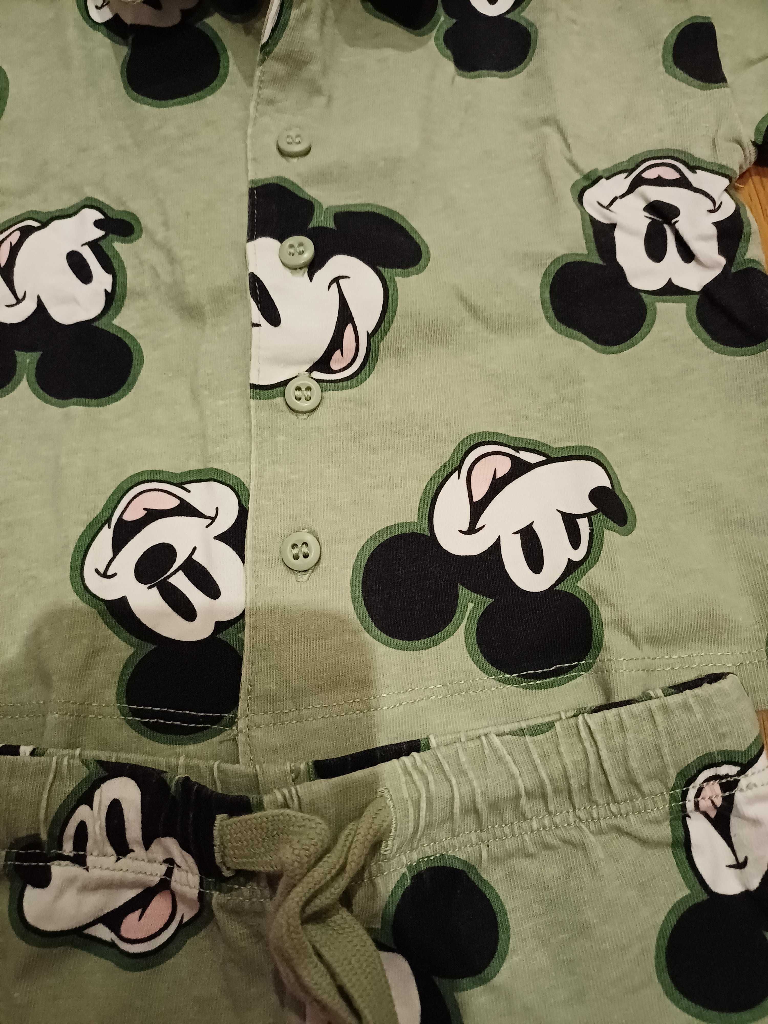 Conjunto camisa e calções do Mickey