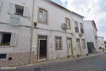 Casa tradicional T2 em Condeixa-a-Velha e Condeixa-a-Nova de 68,00 m2